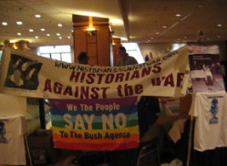 Historians_Against_the_War_American_Historial_Association_(Atlanta,_2007)