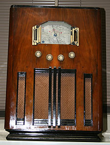 Aparato receptor 'Radiobell', fabricado en la década de 1930