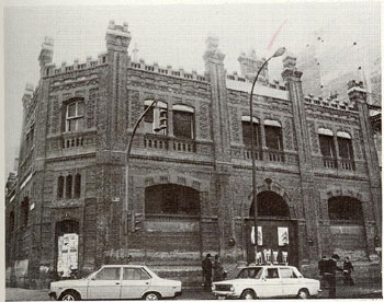 Foto antigua de una antigua fábrica de Maderas