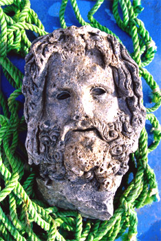 Cabeza gigante del dios Serapis, Canopo, Mrmol, siglo II a. C.