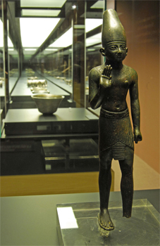 Figura egiptizante frente al llamado Tesoro de Palencia, s. II - I a.C.