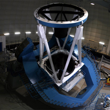 El telescopio de 3,5 metros del Observatorio de Calar Alto, desde el que opera CARMENES. / CSIC