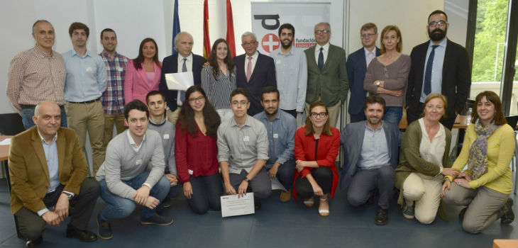 La Fundación madri+d  premia a estudiantes de la ETSI Industriales por sus  ideas de negocio basadas en navegación por satélite