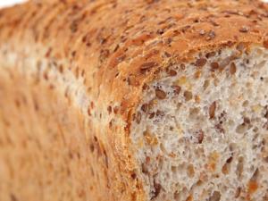 Los cereales integrales como los que se encuentran en el pan, la pasta y el arroz, son fuentes importantes de fibra dietética, nutrientes y fitoquímicos. / Meditations (PIXABAY)