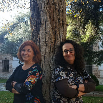 De izquierda a derecha, Dolores Ruiz Berdún y Ana M. Bajo Chueca. / UAH