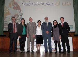 salmonella_al_dia_merial_visavet_02