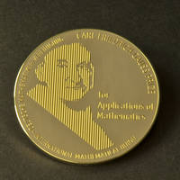 RTEmagicC_GaussMedal-Obverse_04.jpg