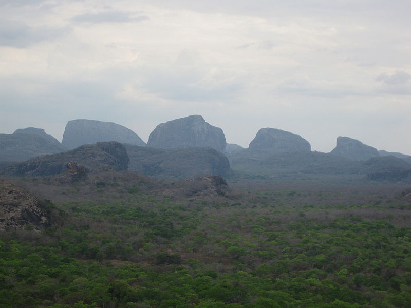 mozambique_inselberg_landscape-wikipedia
