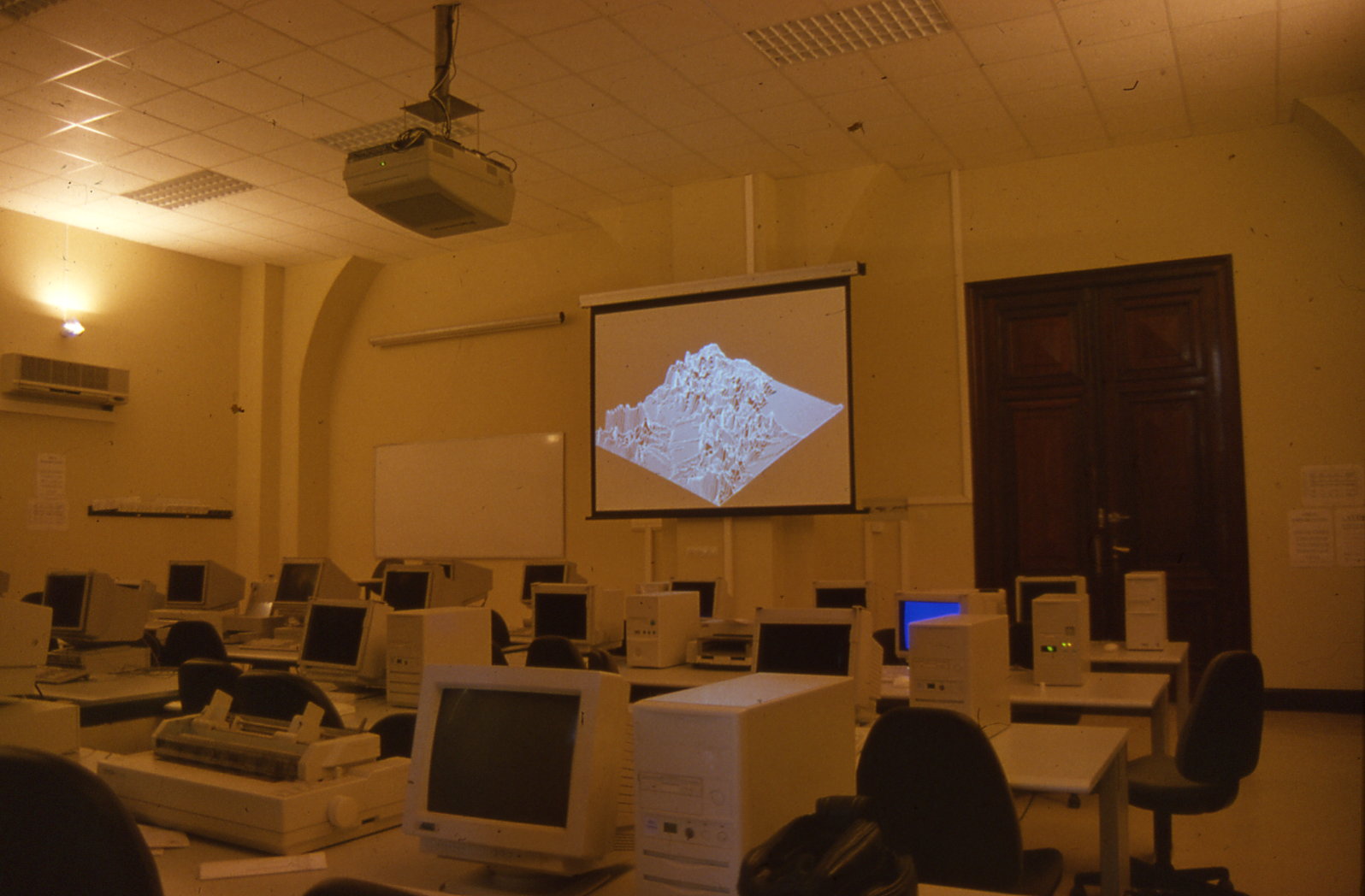 aula-gis-fuente-cica