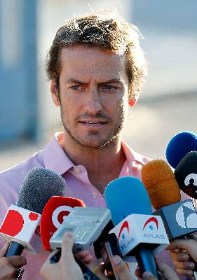 la-imagen-de-los-controladores-aereos-gente-guapa-fuente-rotativo-publico