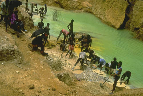 agricultura-mineria-y-pobreza-jon-kepa-sierra-leona