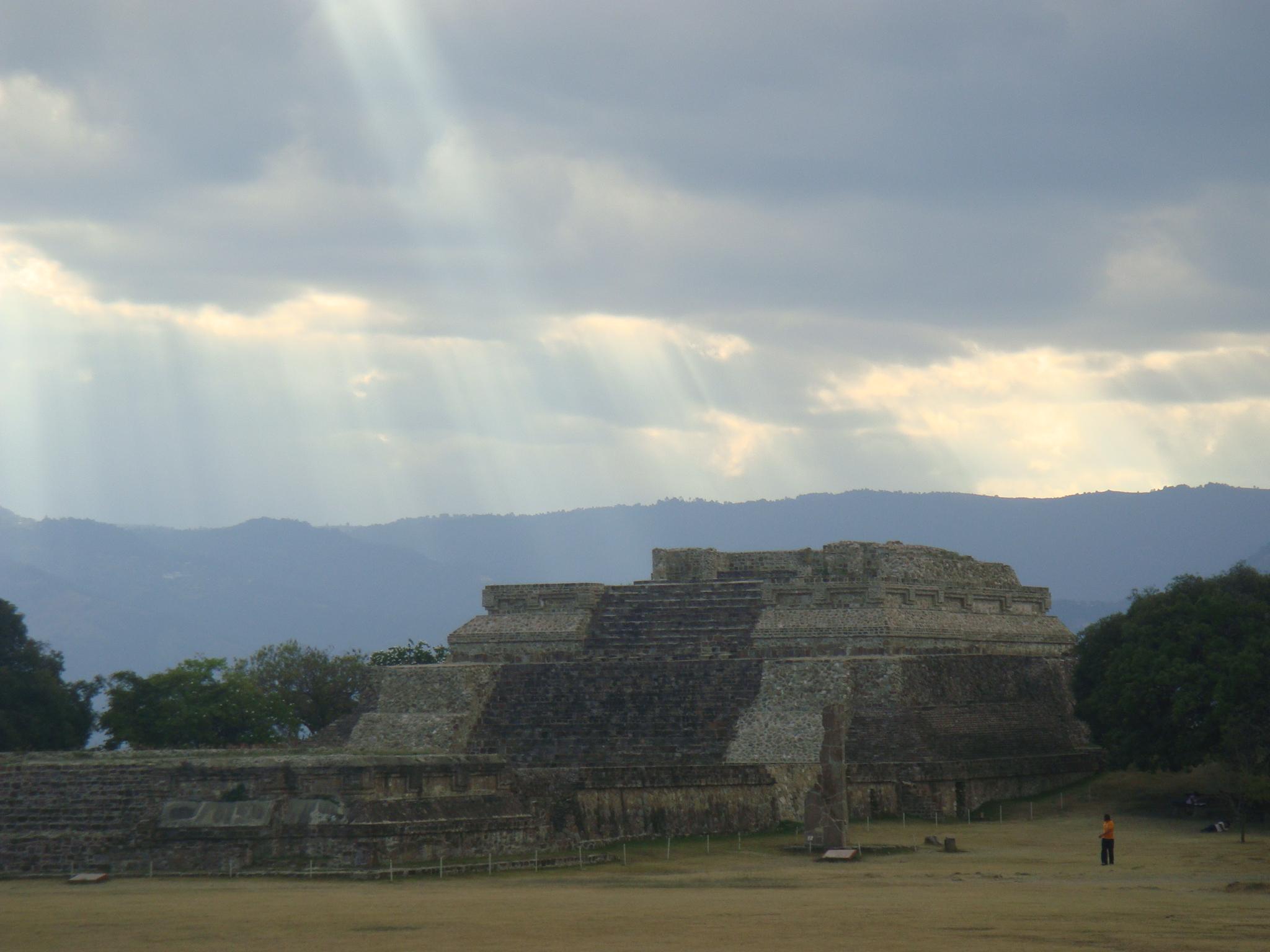 Monte Albán Ruinas del Pueblo Zapoteca Oaxaca México                          