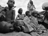 pobreza-y-hambre-en-africa. Las miserias del capitalismo en África. Fuente: Fuente Caputo children’s fund