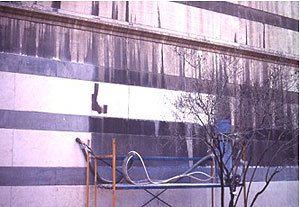 Proceso de limpieza en la fachada Norte realizados hacia  1995