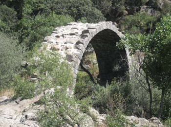 Puente de Alcanzorla, aguas abajo.