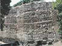 Muro Sureste ( Talud del arroyo de Valdejudios)