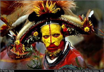 © Pedro Saura. Huli warrior. Tari village. Highlands of Papua New Guinea.1985