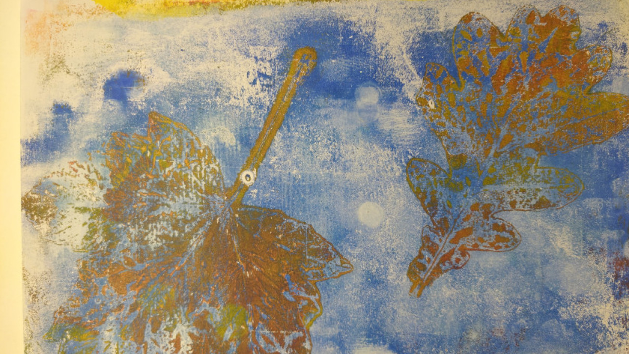 Proceso estampación con gelatina de hojas