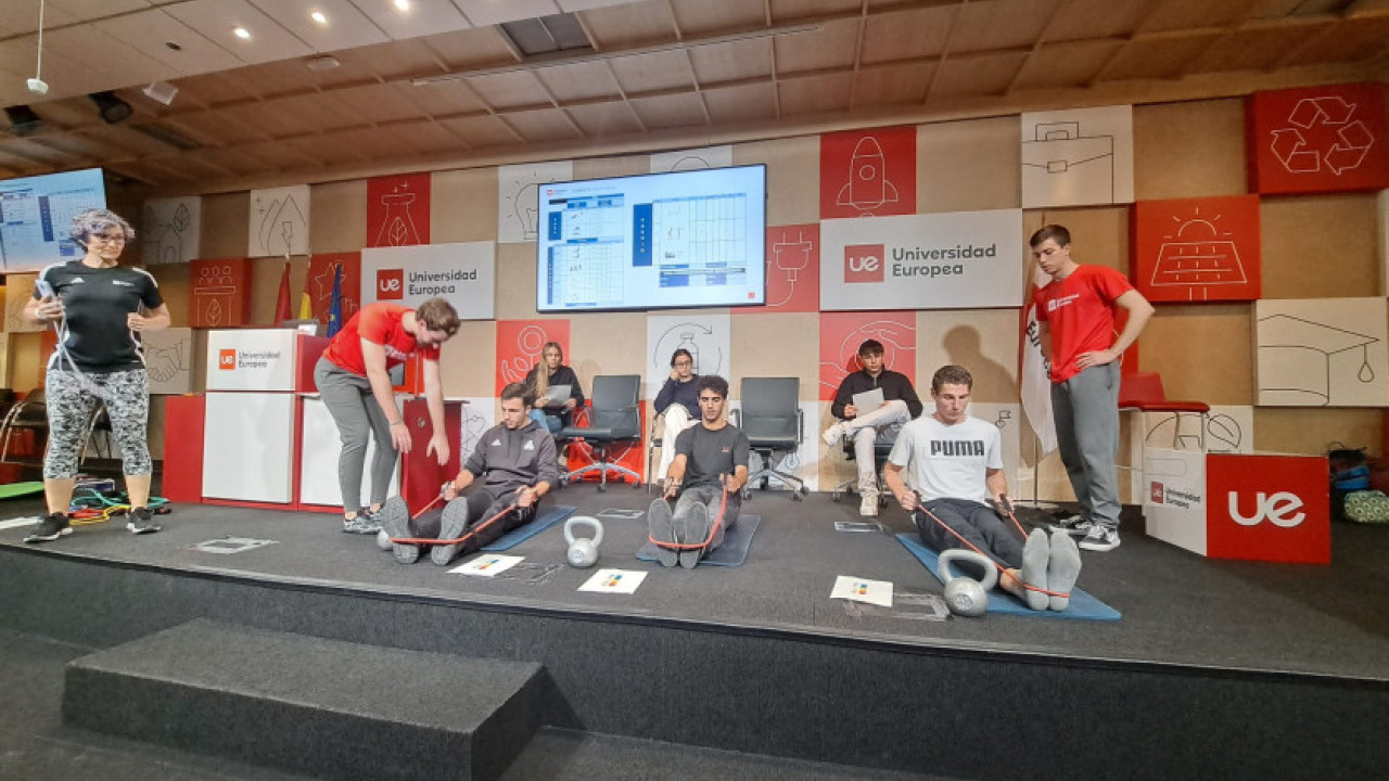 Analizar los efectos de un entrenamiento de fuerza sobre personas menores de 18 años con fibrosis quística, una enfermedad genética muy grave con consecuencias impactantes sobre el organismo, pero principalmente sobre el sistema respiratorio.