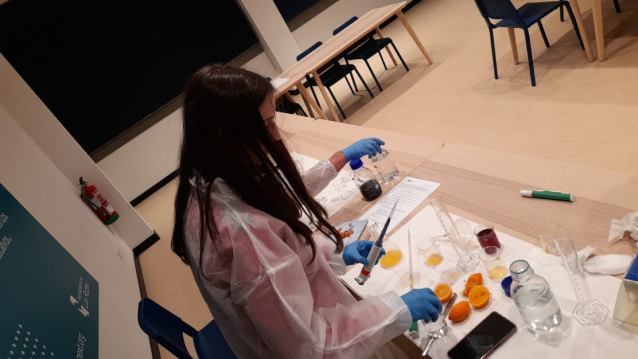 ¿Tienen vitamina c las frutas?