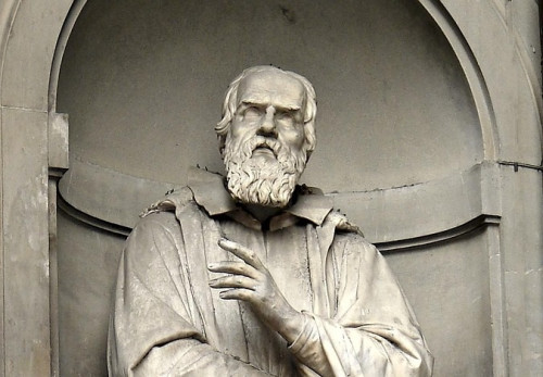 Estatua de Galileo Galilei (Florencia). Imagen de wgbieber en Pixabay