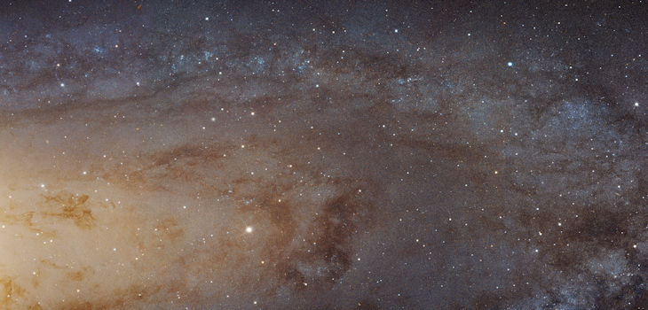  Esta vista panorámica de una porción de la galaxia de Andrómeda (M31) es la imagen más nítida que jamás se haya tomado de nuestro vecino galáctico de al lado. / NASA, ESA, J. Dalcanton, B.F. Williams, and L.C. Johnson (University of Washington), the PHAT team, and R. Gendler (NASA) 