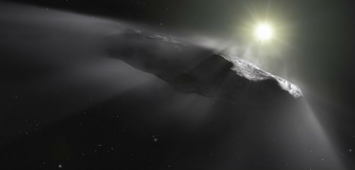 os astrónomos han descubierto que 'Oumuamua, el primer objeto interestelar descubierto en el Sistema Solar, se está alejando del Sol más rápido de lo esperado. / ESO