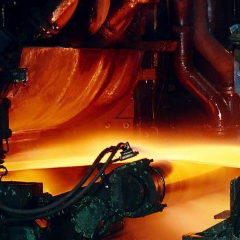 Método convencional de producción de acero a escala industrial.