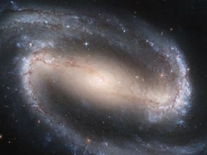 Encuentran posibles evidencias de otros universos