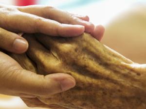 Aubrey de Grey "en la actualidad, la gente prefiere pensar en calidad de vida y no en cantidad, pero en el futuro no será una elección, irán juntos". / maxlkt (PIXABAY)