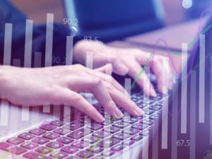 La Comisión Europea estima que la paridad en la industria digital permitiría elevar el PIB de la Unión Europea en unos 9.000 millones de euros anuales. / nattanan23 (PIXABAY)