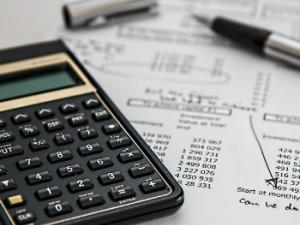 El Centro para el Desarrollo Tecnológico Industrial estima que la suma de estas iniciativas empleará a 97 trabajadores de forma directa y a 184 profesionales de forma indirecta. / stevepb (PIXABAY)