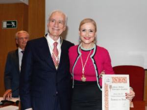 La presidenta de la Comunidad de Madrid, Cristina Cifuentes, fue nombrada el pasado 27 de febrero Académica de Honor de la Academia Médico-Quirúrgica Española.