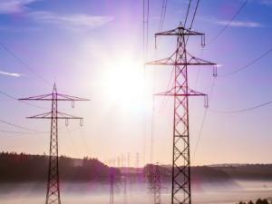 Cátedra de energía y pobreza con la participación de múltiples empresas y agentes sociales