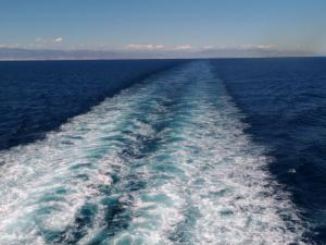 El transbordador con batería completamente eléctrico para viajes ecológicos por mar. / ed2456 (PIXABAY)