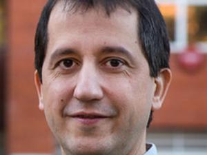 David Pérez García. Premio de Investigación "Miguel Catalán" 2017 a investigadores de menos de 40 años