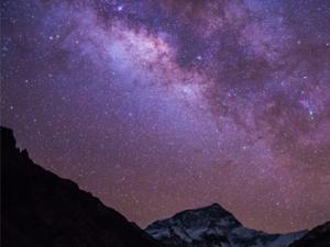 Vía láctea vista desde la Tierra. / journeycloud (PIXABAY)