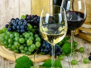 Vino blanco y vino tinto. / Max Pixel