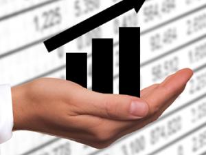 En 2016, el Instituto Tecnológico de Massachusetts (MIT) ganó 62 millones de dólares gracias a las patentes, lo que representa un 4% de sus ingresos totales. / geralt (PIXABAY)