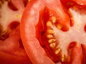 Tomate rojo. / stevepb (PIXABAY)