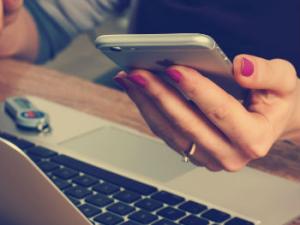 los españoles son conscientes de que esta tecnología no solo es cómoda, sino muy útil. / FirmBee (PIXABAY)