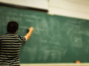 "Profesores Echegaray", la nueva generación de docentes universitarios