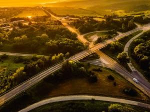 Inteligencia artificial para confeccionar mapas de carreteras a partir de fotos aéreas. / 12019 (PIXABAY)