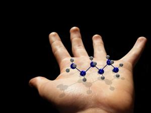 Crean una molécula que interactúa con los tejidos para tratar lesiones