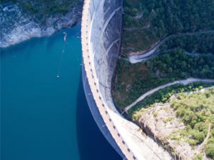 Presa de agua, embalse. / Powie (PIXABAY)