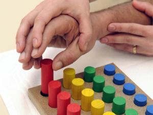 Rehabilitación de la mano. / hamiltonpaviana (PIXABAY)