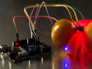 Próxima estación, el futuro. Correspondencia con: tecnologías emergentes