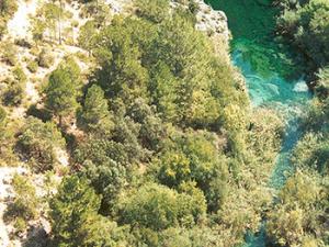 El río Júcar desde el Ventano del Diablo (Cuenca). / Fev (WIKIMEDIA)