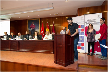David Pastor, Violeta Medina y Sergio Álvarez, premiados de Opinión. / Alfredo Matilla